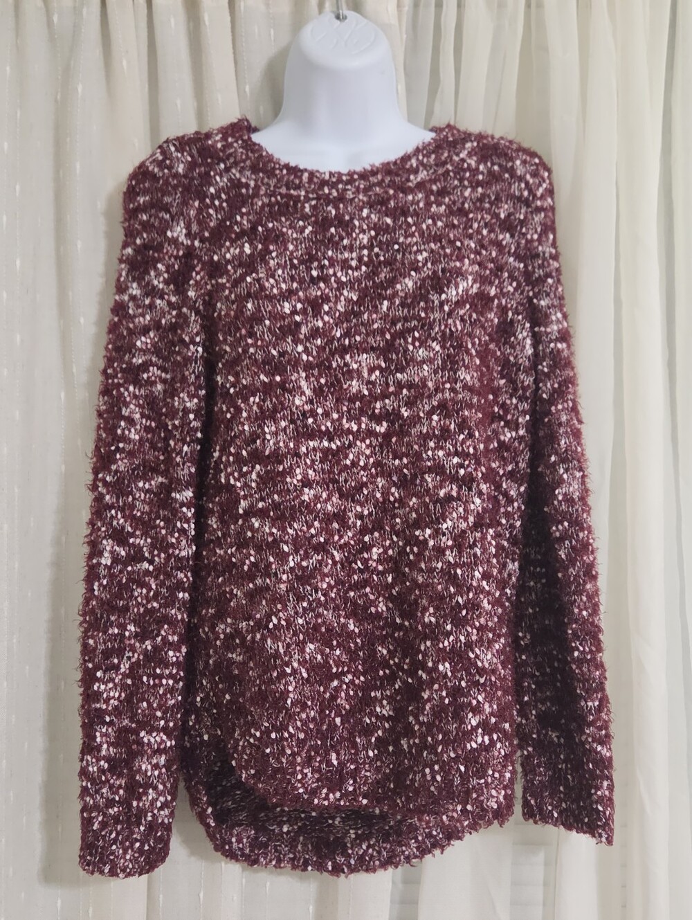 New Directions Boucle Knit Sweater in Burgundy & White Size Medium